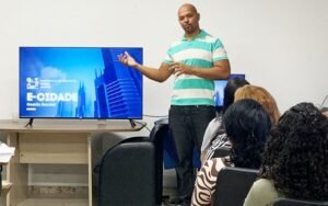 diario eletronico da educacao e modernizado e integrado ao sistema municipal de gestao apresentacao diarioeletronico 3 900x563