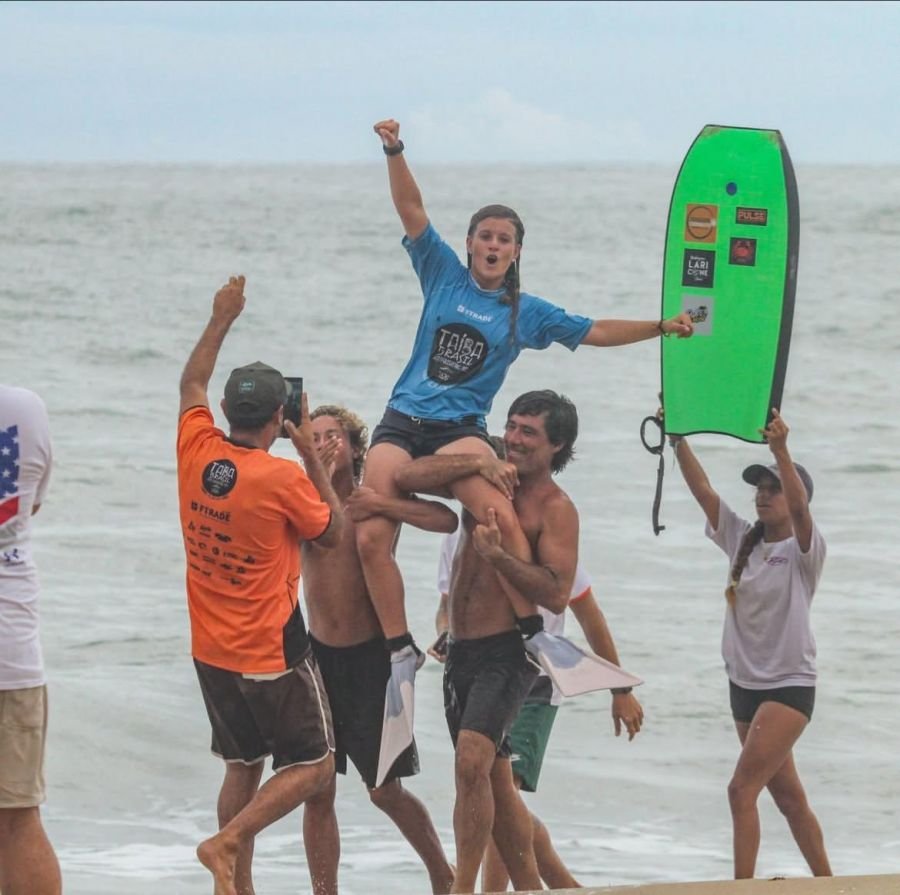 riostrense representa o brasil em jogos sul americanos da juventude manuella giacomassi tem 17 anos e e nascida em rio das ostras 1