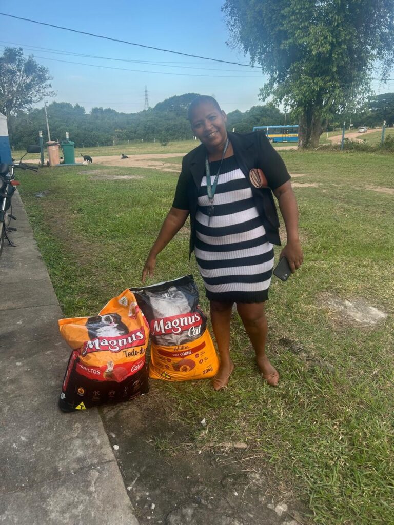 Prefeitura de Cabo Frio fortalece rede de proteção animal com mais de 800 quilos de ração distribuídos doacao de racao at 11.46.09