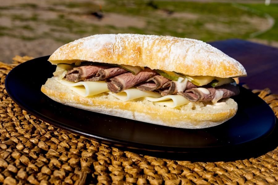Festival Gastronômico de Rio das Ostras divulga pratos festival gastronomico de rio das ostras divulga pratos da segunda edicao cafe melanina sanduba de pastrami 900x600