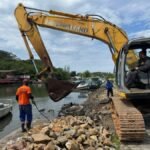 rio das ostras inicia obras emergenciais na boca da barra whatsapp image 2026 09 09 at 11.28.29