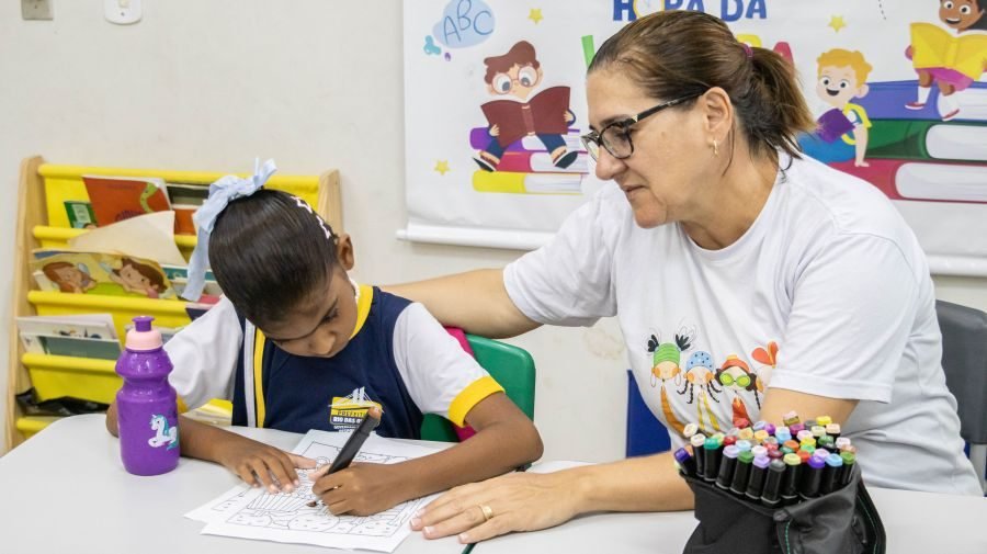 rio das ostras promove formacoes sobre educacao inclusiva e setembro amarelo escola jovenil anos iniciais alunos foto akilla ribeiro 79 900x505