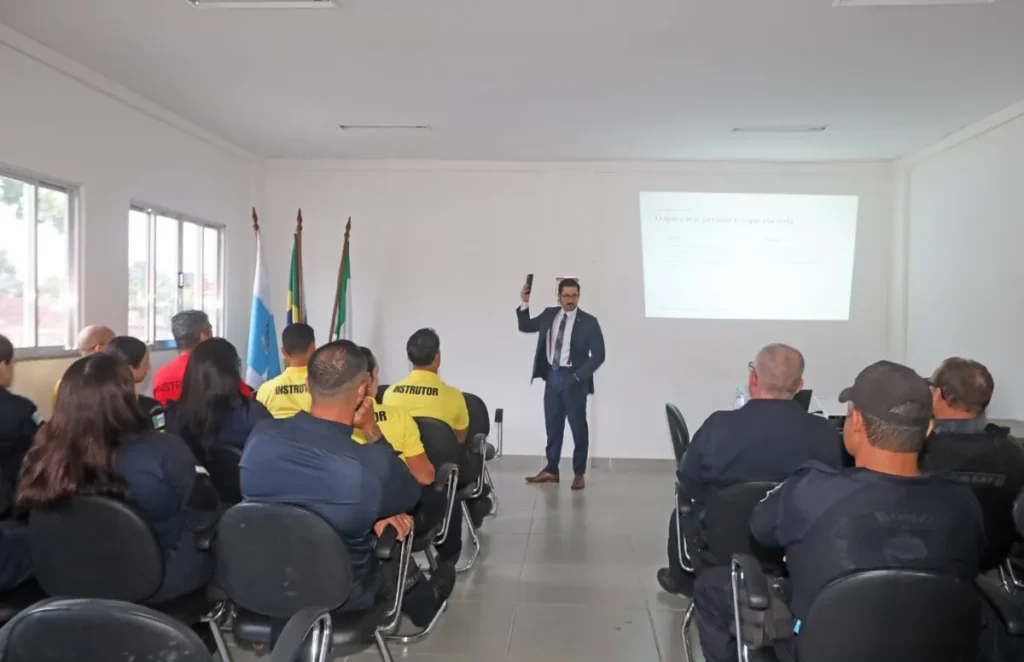 GUARDA CIVIL MUNICIPAL DE BÚZIOS PARTICIPA DE ATUALIZAÇÃO E CAPACITAÇÃO DE AGENTES. whatsapp image 2026 10 19 at 14.07.17
