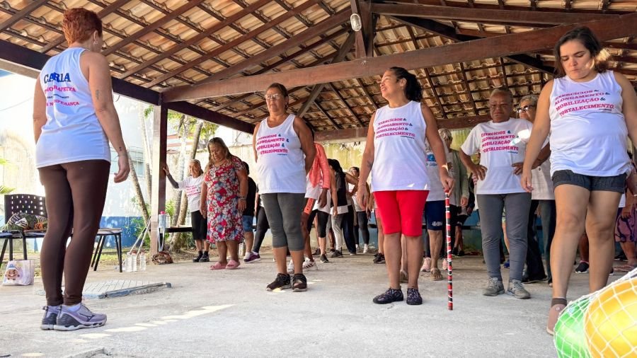 municipio celebra dia do fisioterapeuta e terapeuta ocupacional fisioterapia na unidade de saude foto akilla ribeiro