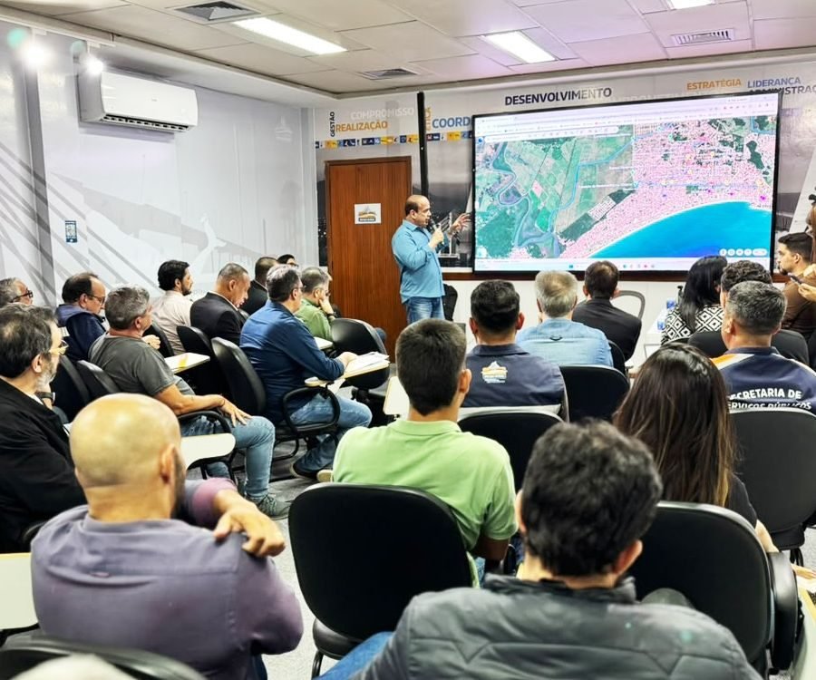 rio das ostras presta contas ao mp com relacao as acoes de combate aos impactos climaticos do el nino reuniao com o mp 02 900x750