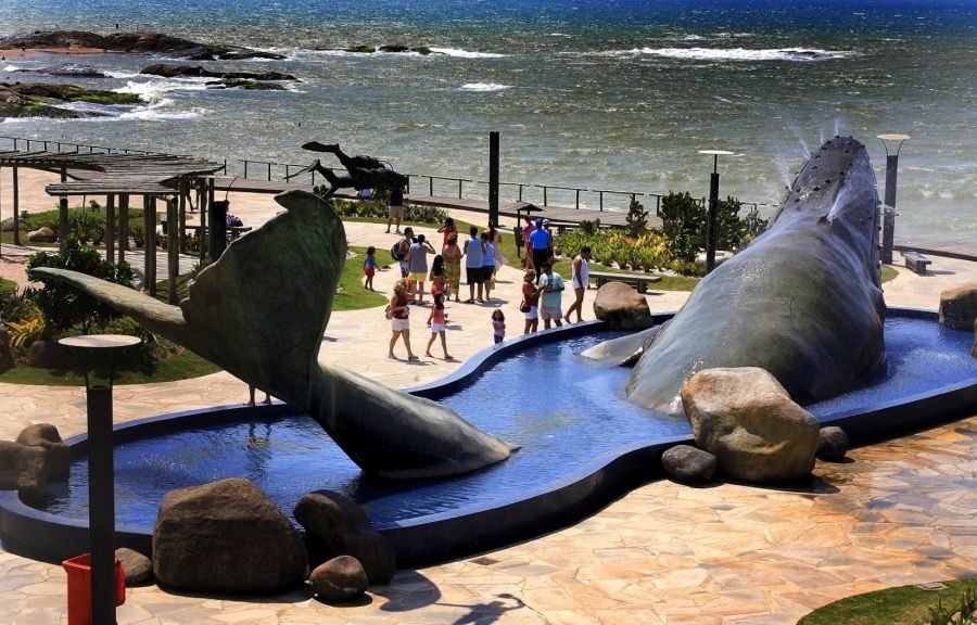 TURISTAS TÊM OPÇÕES DE LAZER PARA O FERIADÃO DO SERVIDOR E FINADOS. turistas tem opcoes de lazer para o feriadao do servidor e finados whatsapp image 2026 10 27 at 11.46.58 900x576